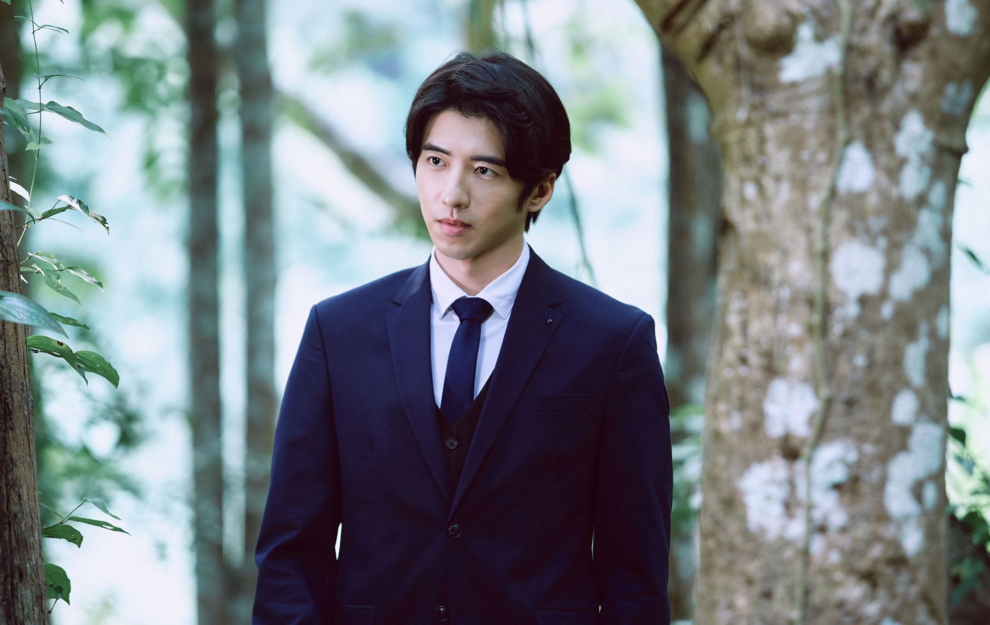 爱奇艺再推原创奇幻末日爱情剧《无神之地不下雨》10/17全球首播！