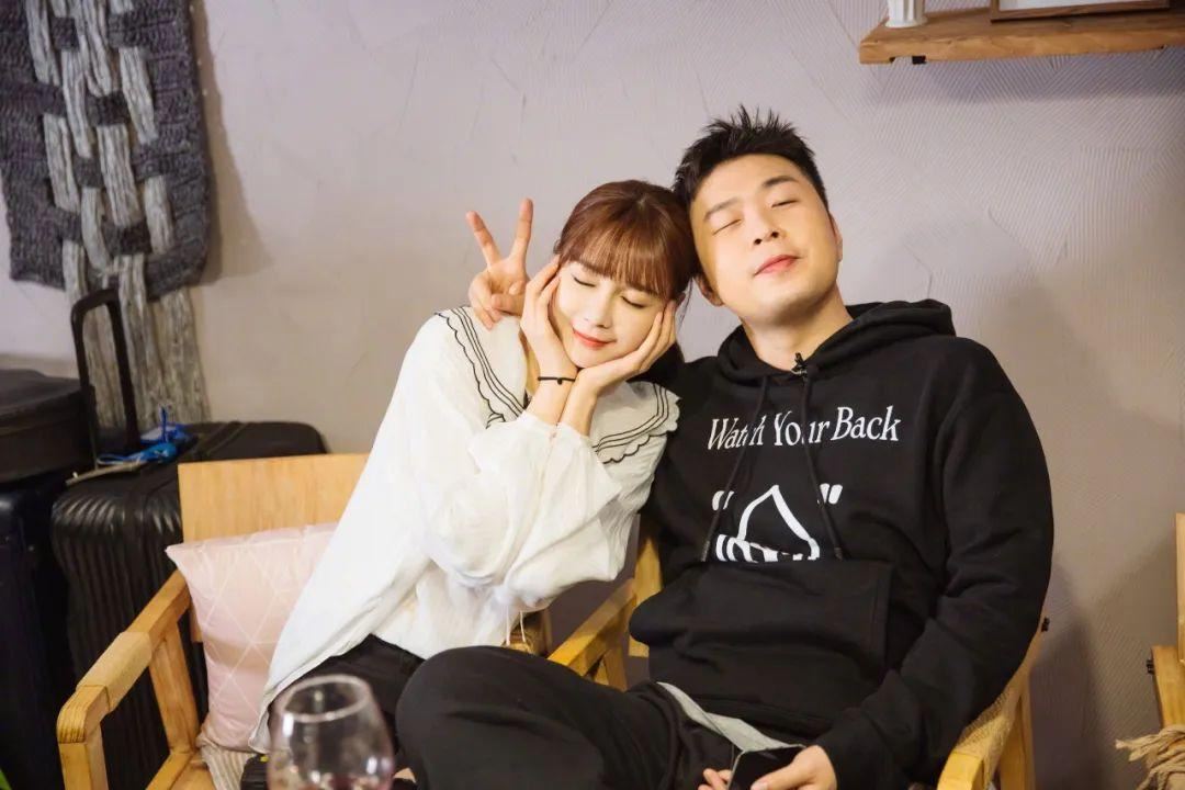 男生有了女朋友不能做的10件事，最后一个很中肯！