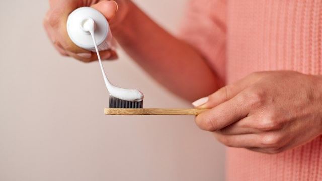 wanita meninggal dunia selepas gosok gigi, sangkakan ubat gigi, rupanya krim racun tikus