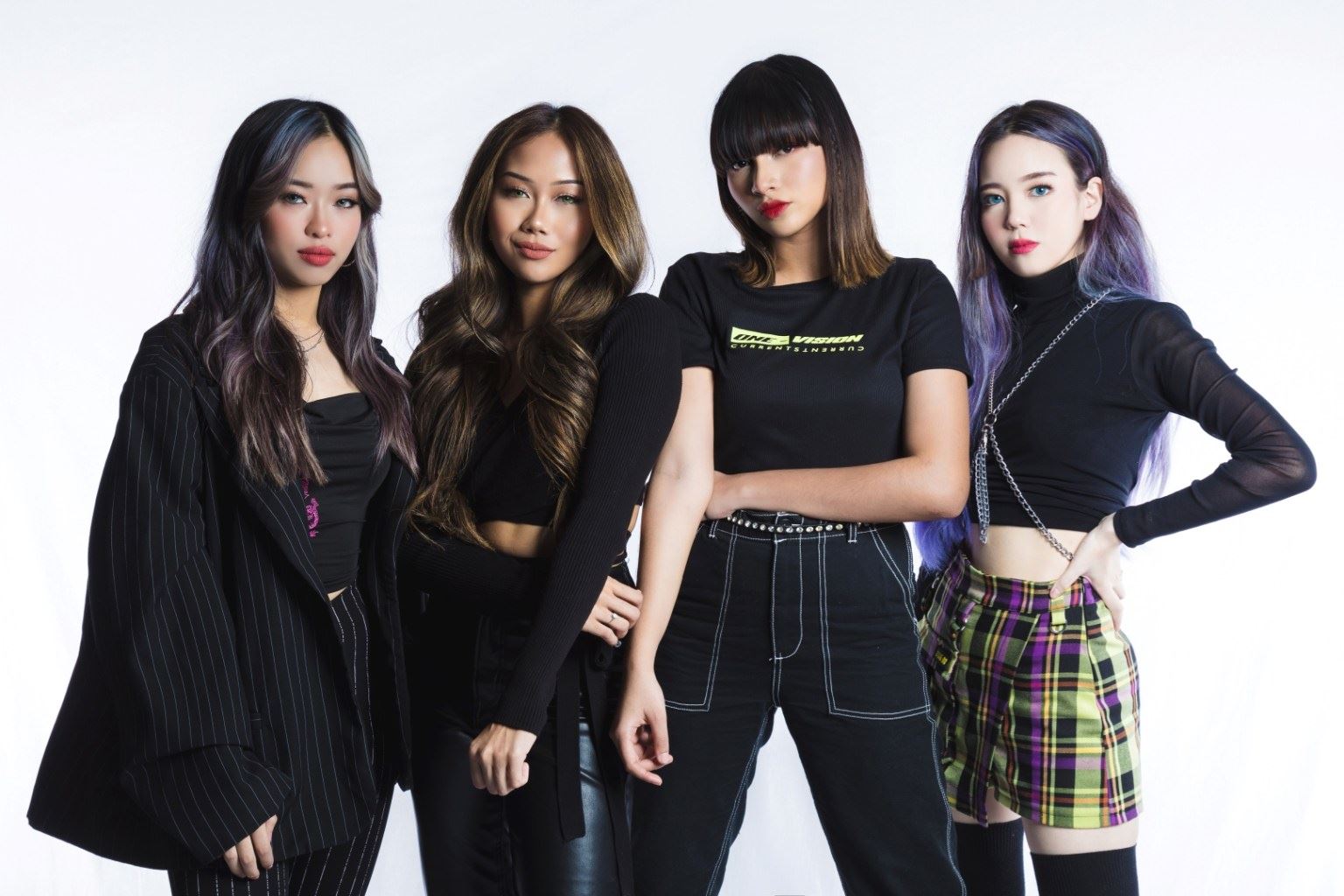 impian dolla jadi realiti apabila muncul di papan iklan digital times square, new york 