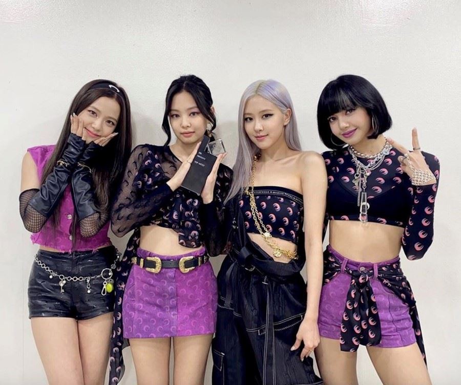 blackpink is now the most subscribed artists on youtube, surpassing justin bieber