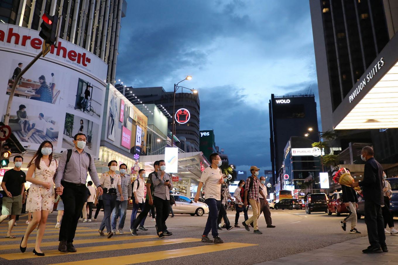 nilai r-naught negara kekal di paras 0.9