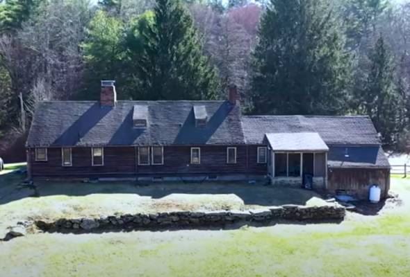 rumah paling ‘keras’ di amerika syarikat jadi inspirasi filem ‘the conjuring’ dilelong pada harga as$1.2 juta