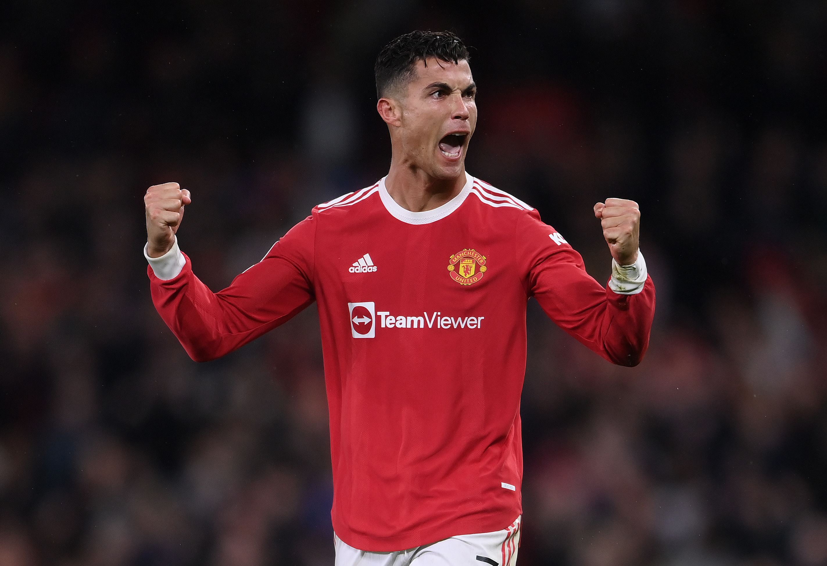 ronaldo steals the headlines again with last-gasp winner for united