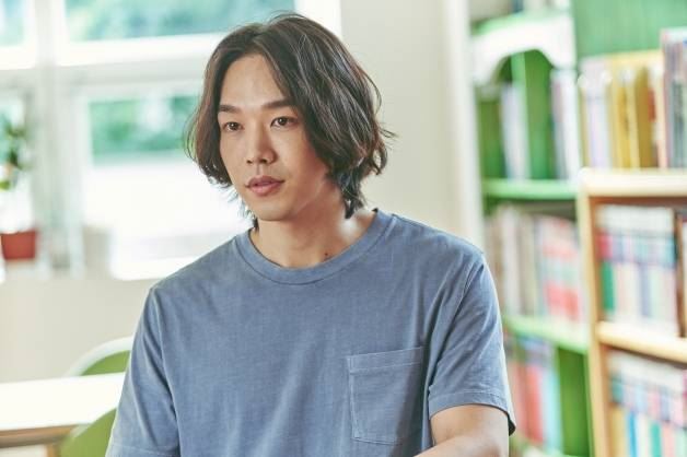 【娱乐】孔晓振刚接捧花即被爆将结婚？是真的好事将近了吗？ 