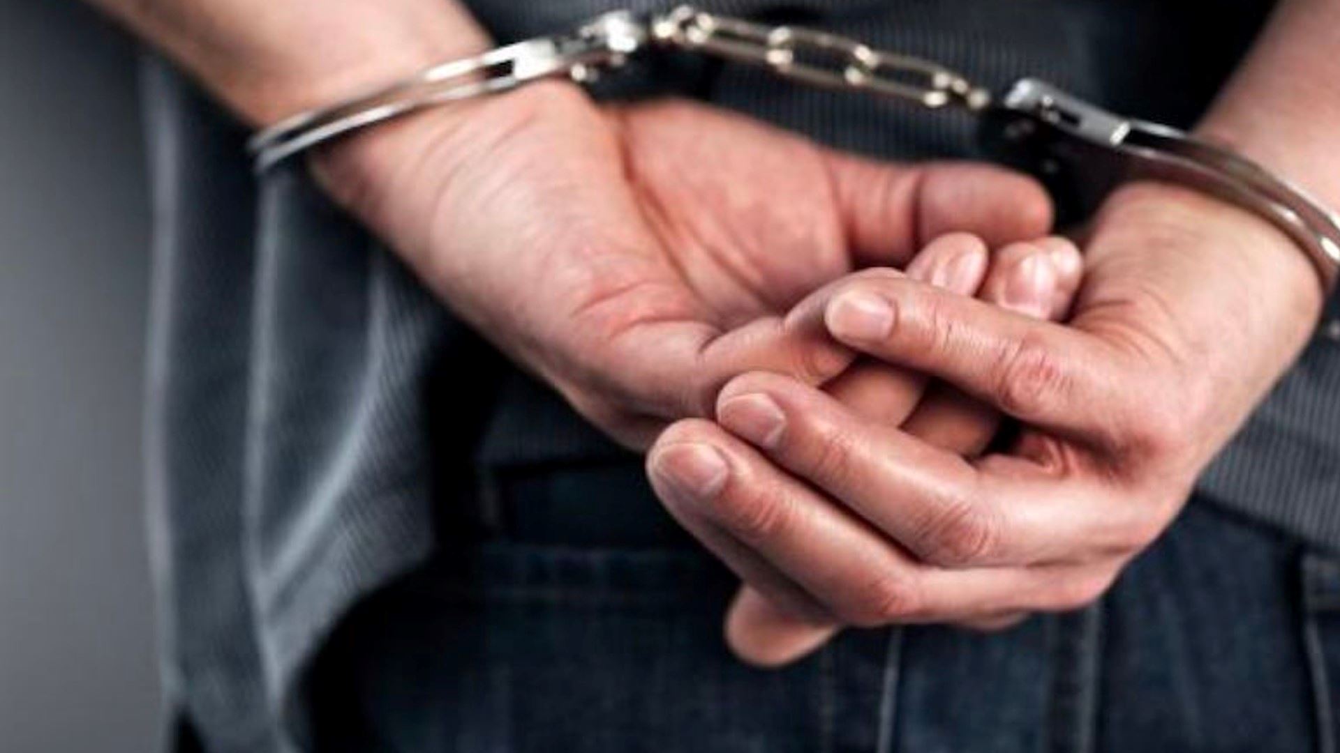 Man Wanted For Robbery And Drug Offenses Arrested After Attracting ...