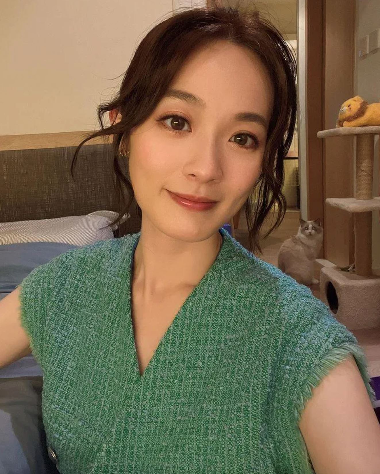 tvb开拍港版《华灯初上》❗️杨明当男一🔥漂亮小姐有姚子羚、傅嘉莉、蔡洁等🌸