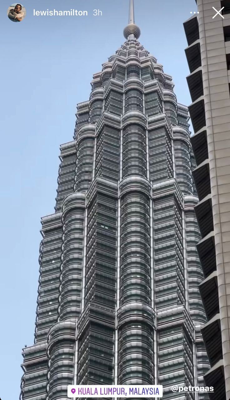 mercedes formula 1 drivers lewis hamilton & george russell spotted in kl