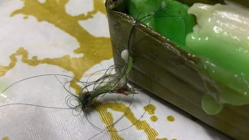 kecoh! individu berang jumpa gumpalan rambut dalam kuih limas, jabatan kesihatan jalan siasatan