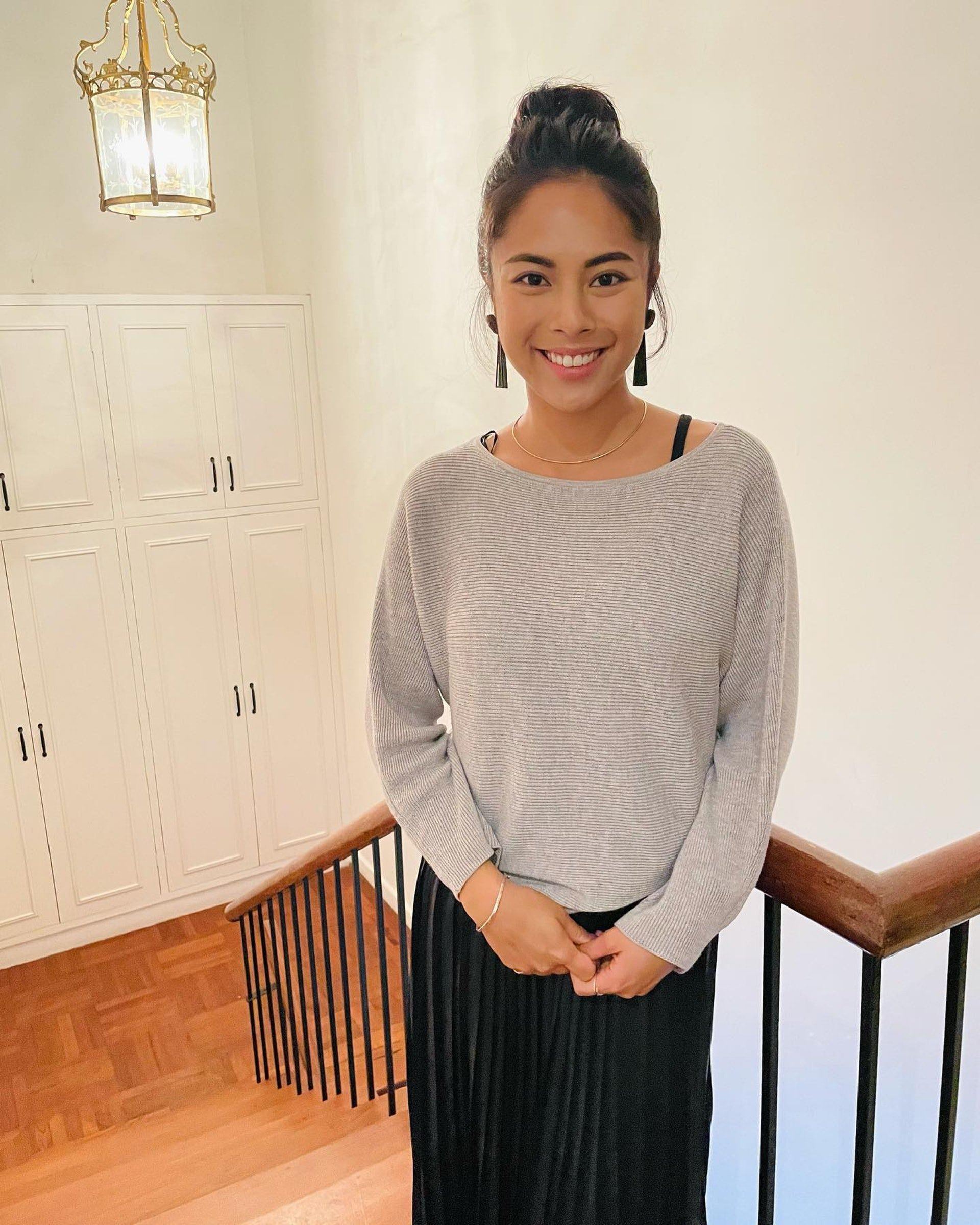 📺《金宵大厦2》黄婉华「身体涂黑扮姐姐」被批不尊重❗️tvb道歉急下架