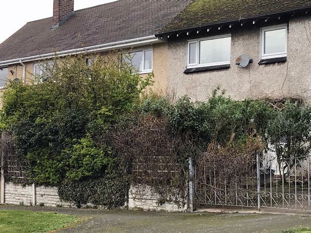 kena denda dilarang bercakap dengan jiran selama 4 tahun