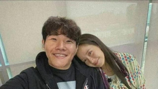 song ji hyo tanya kalau-kalau kim jong kook ada simpan hati pada dia