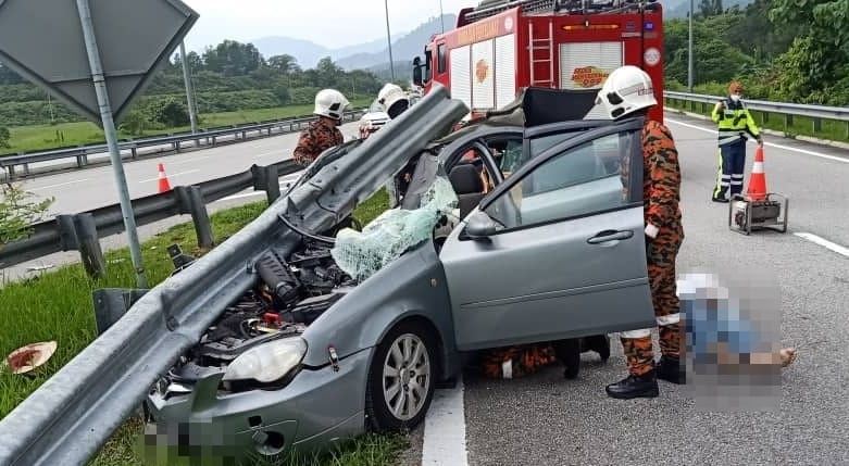 hajat berkahwin tak kesampaian, lelaki maut & tunang cedera parah dilanggar besi penghadang jalan