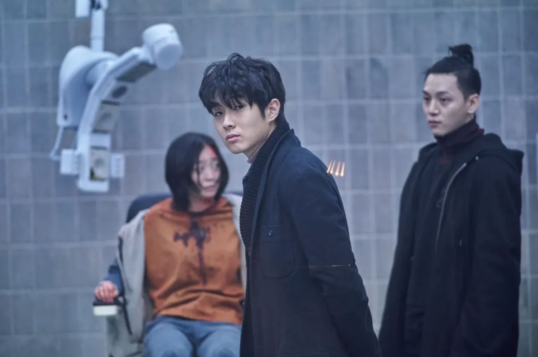 🎬韩国口碑大爆的犯罪悬疑电影《魔女》❗️少女被训练为杀人魔😱