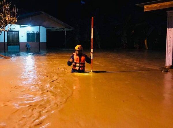 banjir landa selatan dan utara tanahair