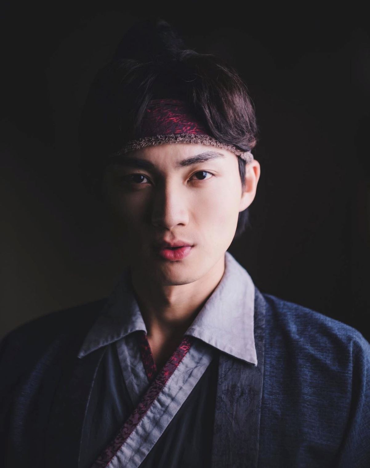 📺《痞子殿下》周嘉洛演出获赞充满喜感❗️角色原本是由王祖蓝饰演