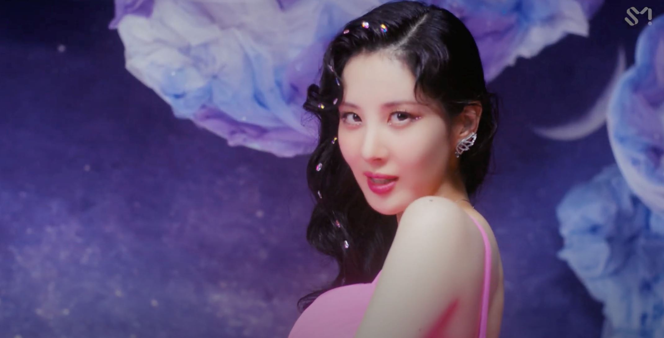 💖【影片】少女时代回归啦❗️新歌《forever 1》mv上架不到20分钟就破500千点击🔥