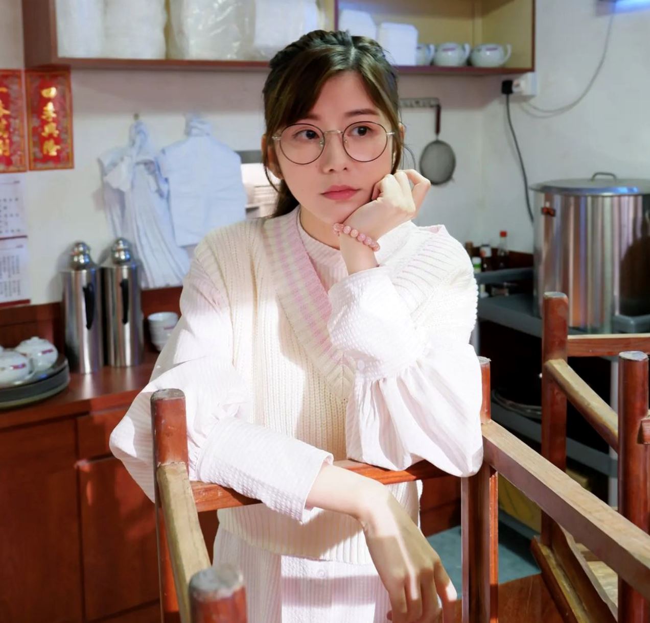 📺《回归》齐集tvb正上位的4位女花旦❗️陈嘉慧成最新眼镜娘🤍