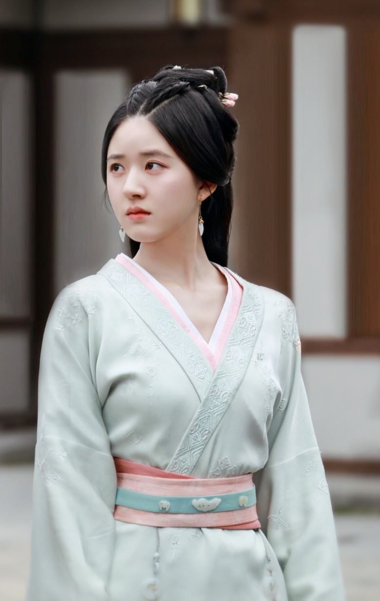 🤍赵露思被封「国民女神」❗️共有三部剧待播🔥中医版《机智医生》最让人期待