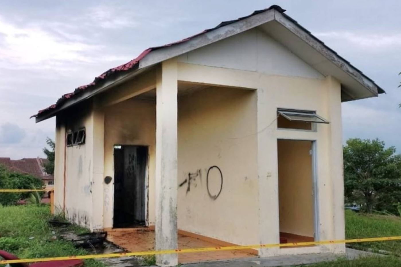 prank gone wrong! 16-year-old boy dies in toilet fire in shah alam