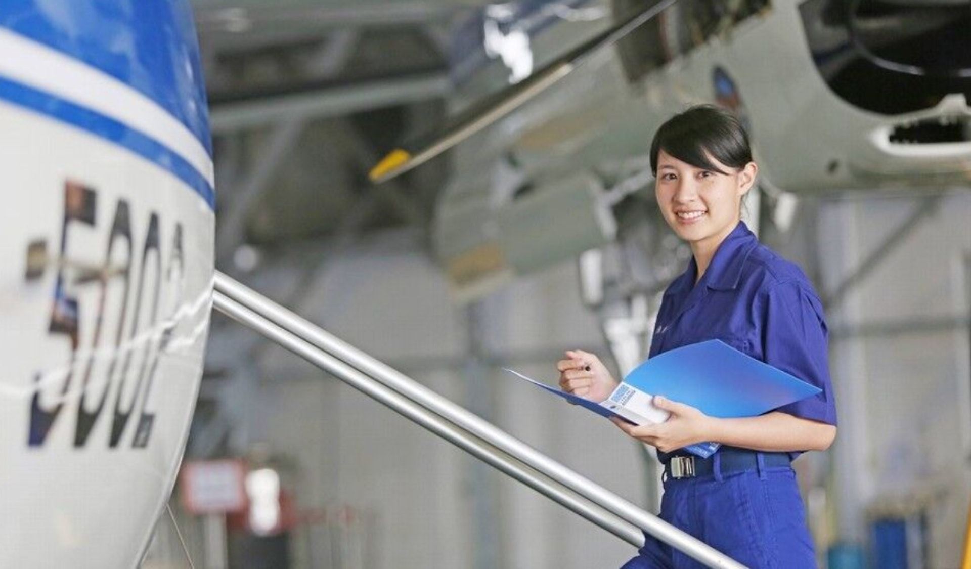 🙏台版《太阳的后裔》31岁空军女主播病逝❗️网友不舍：怎么会那么突然