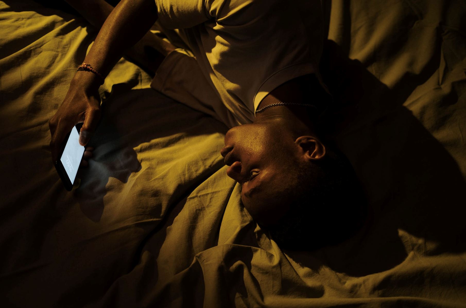 【5种症状】判断你的睡眠质量！