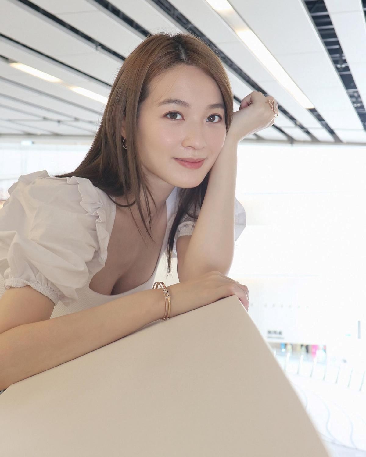 📺《法证先锋v》长得神似李佳芯❗️蔡洁曾在美姐竞选夺七个奖项创纪录👑