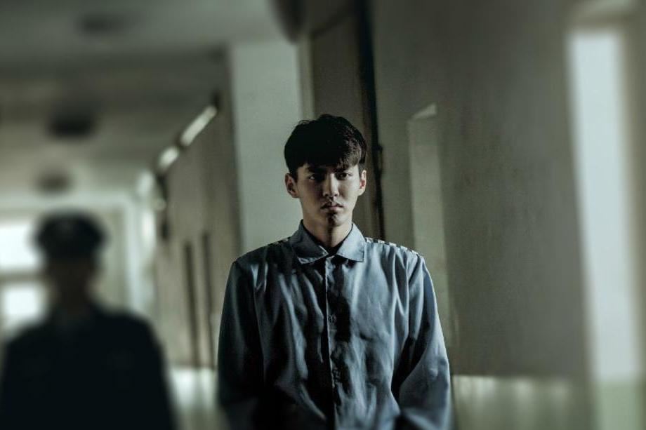 【爆料打脸】吴亦凡入狱被验身，真实“尺寸”曝光？！