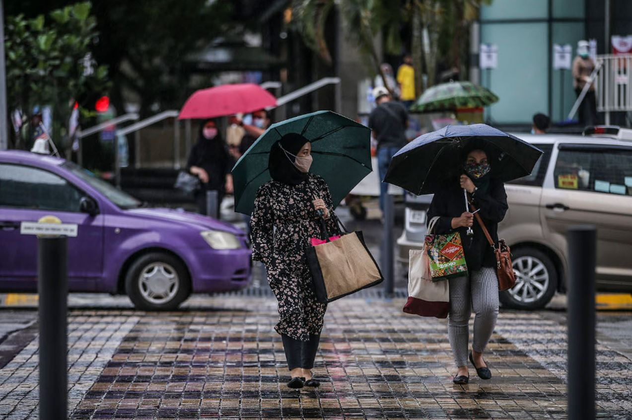 irrigation and drainage department warns of possible flash floods in perak, selangor, johor, kedah and sarawak