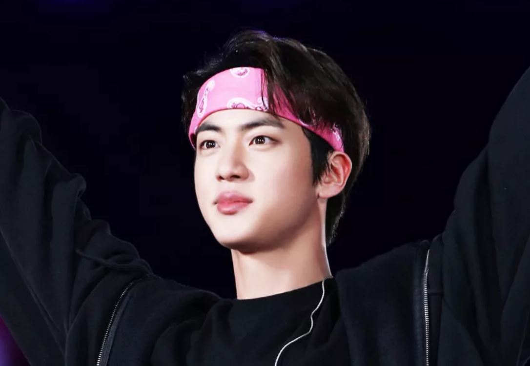  “it’s cuter than i thought” bts’ jin drops photo of his military haircut, putting fans in tears