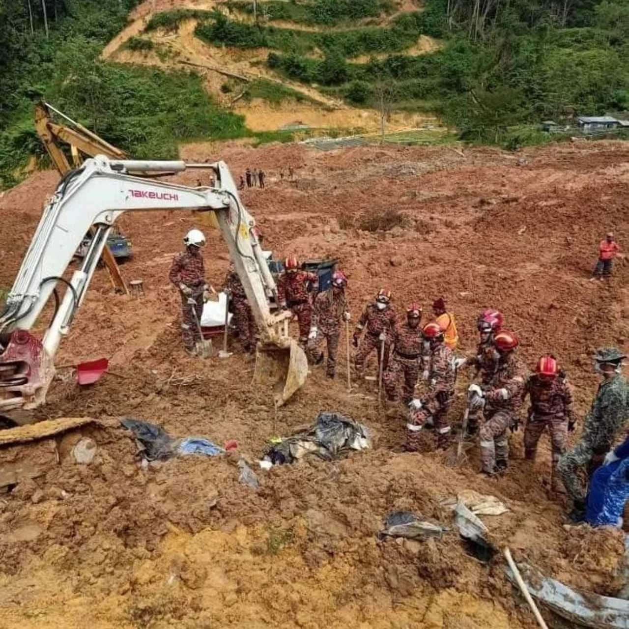 anggota bomba laung azan, tujuh lagi mangsa masih hilang [video]