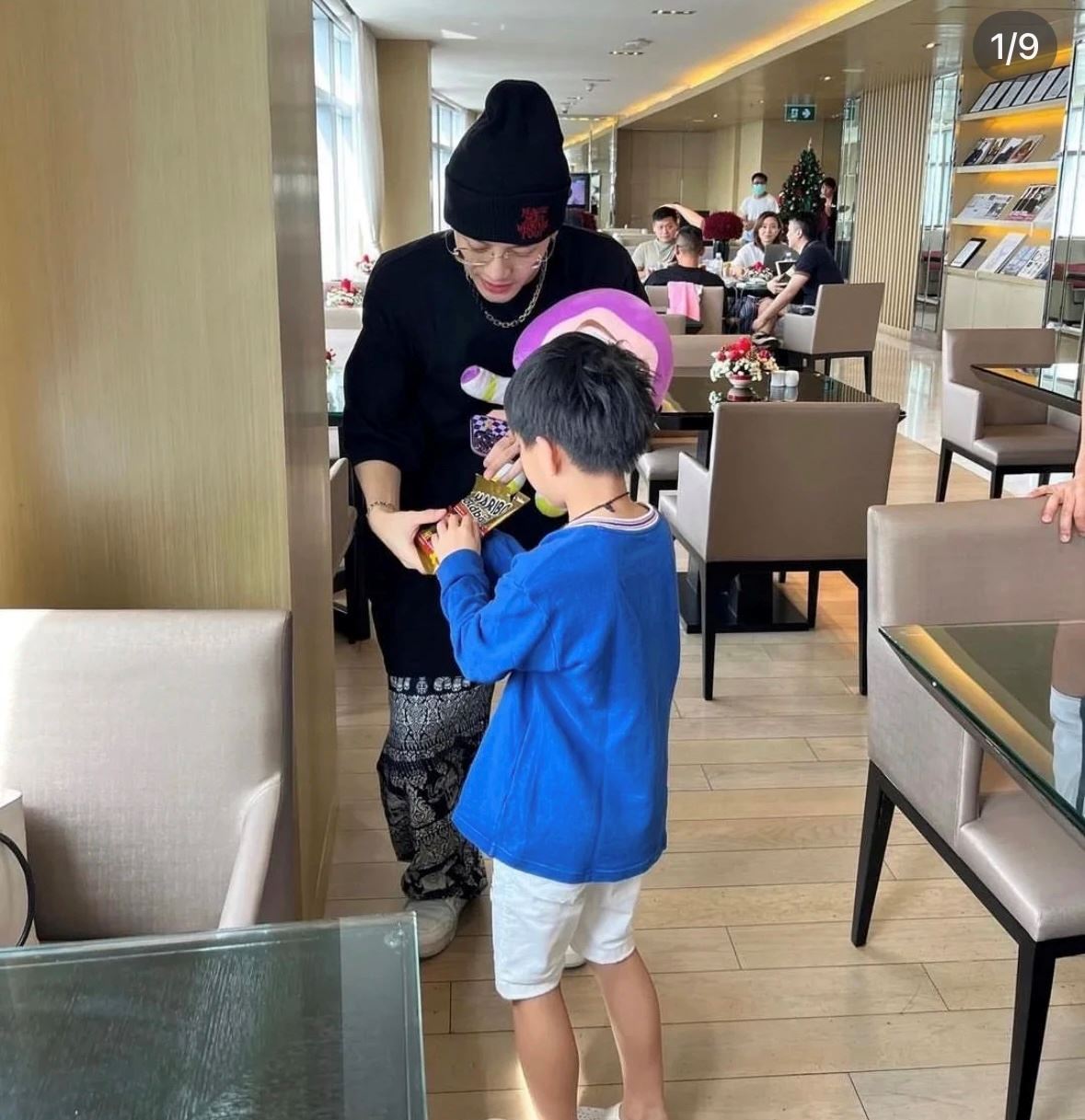 王嘉尔最爱的公仔【巴斯光年】❤️ 手机壳、衣服都是