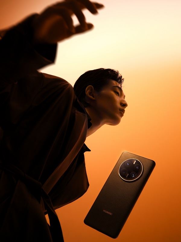 首款支援“昆仑玻璃”材质的智能手机