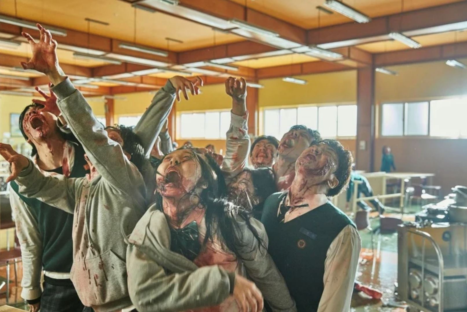 《僵尸校园》5大伏笔❗️网友坐等第二季：青山变半丧尸❓