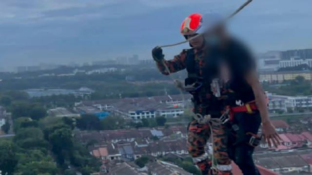 teman wanita tak angkat telefon, lelaki cuba terjun pangsapuri - “lebih 4 jam kita cuba pujuk lelaki berkenaan”