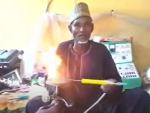 memang genius! lelaki ini berjaya cipta dapur guna kuasa air