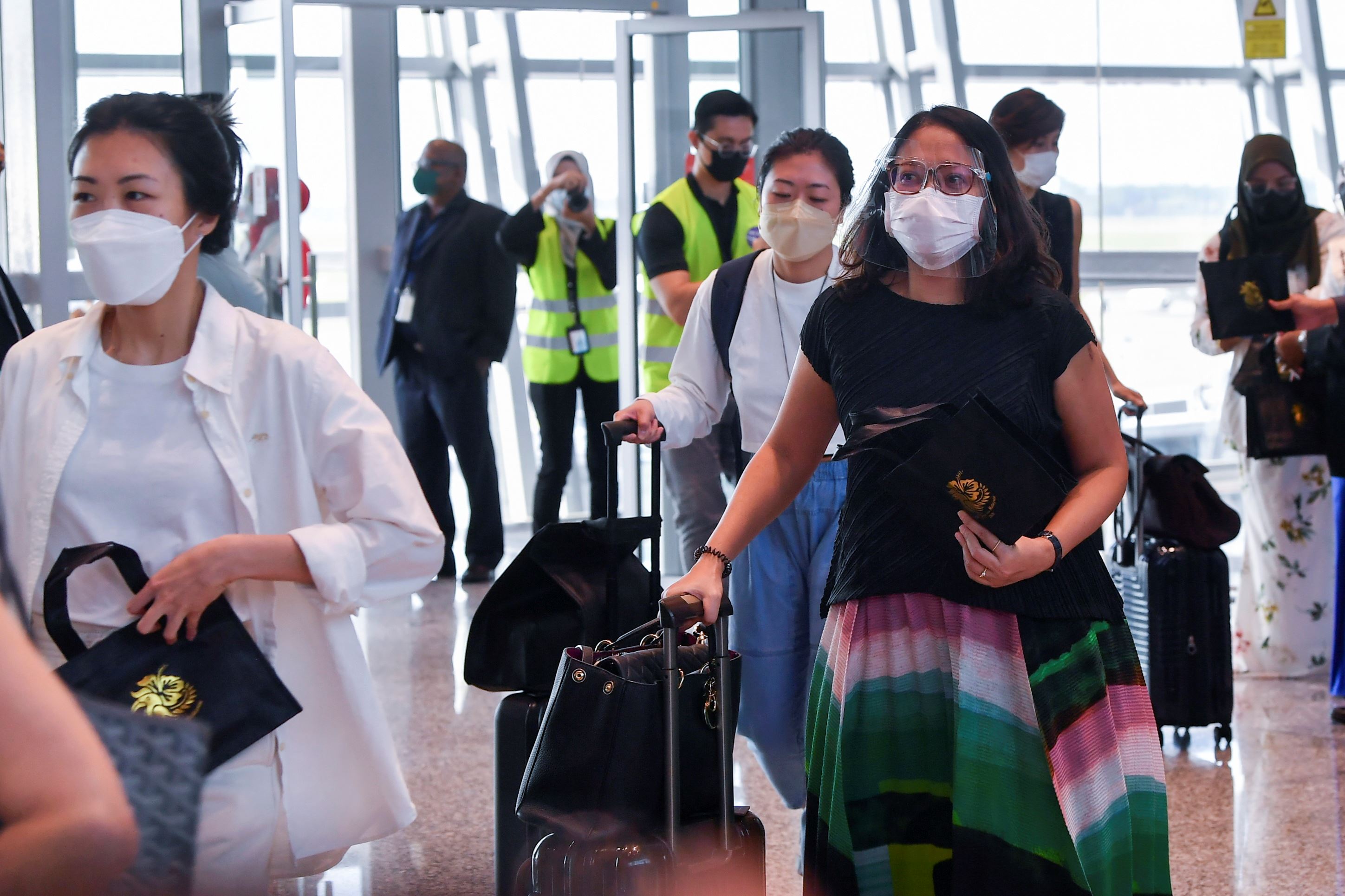 the malaysia-singapore vtl is back in full swing 