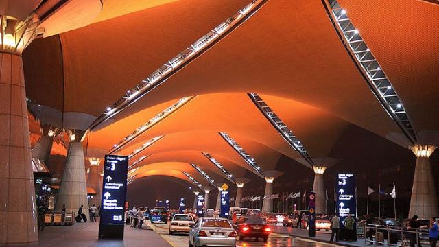 klia dinobatkan antara lapangan terbaik dunia