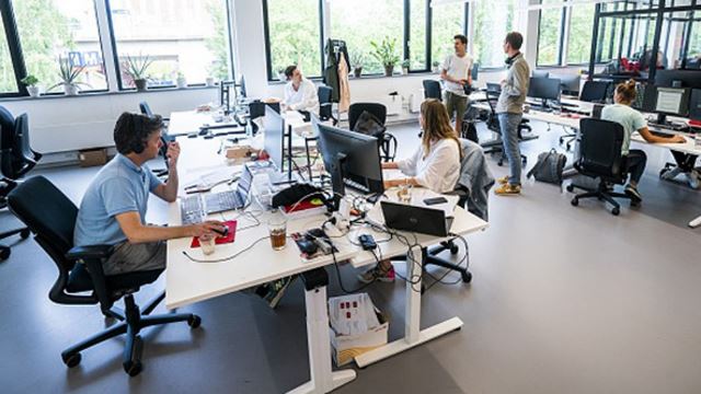 belgium luluskan 4 hari bekerja, pekerja punya hak untuk tidak endah bos selepas waktu bekerja