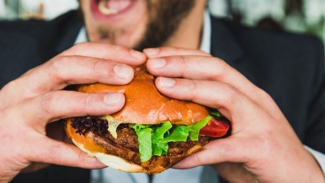 makan boleh hilang stres? kawal nafsu makan anda ketika emosi tidak stabil