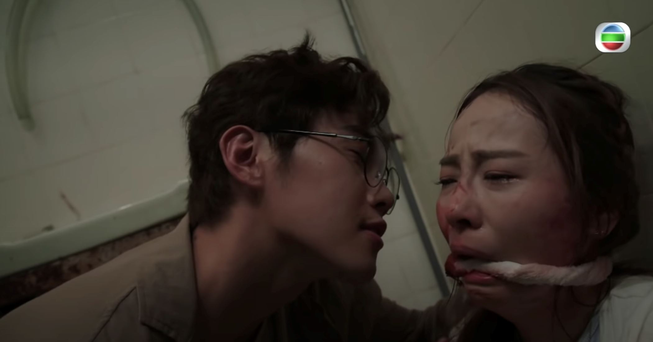 《爱上我的衰神》谷娅溦首次拍剧就被虐打❗️「被掌掴到很晕」🔥
