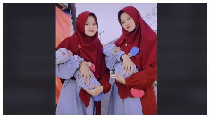 pasangan kembar ini syukur dapat adik kembar lepas 20 tahun