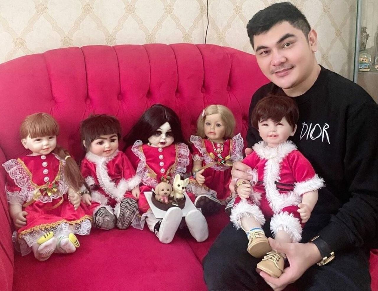 selebriti ini cari pengasuh jaga patung puaka, gaji 10 juta rupiah