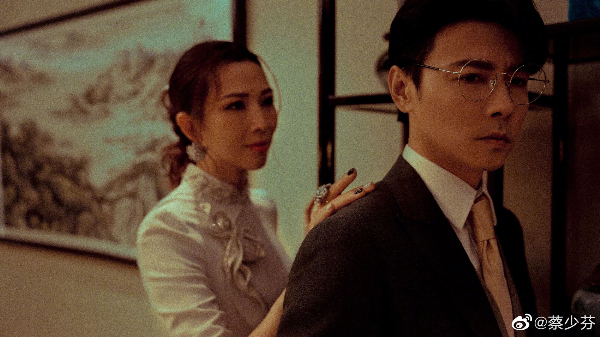 【多图】和张晋庆祝结婚14周年❗️蔡少芬发文：感恩象牙婚❤️