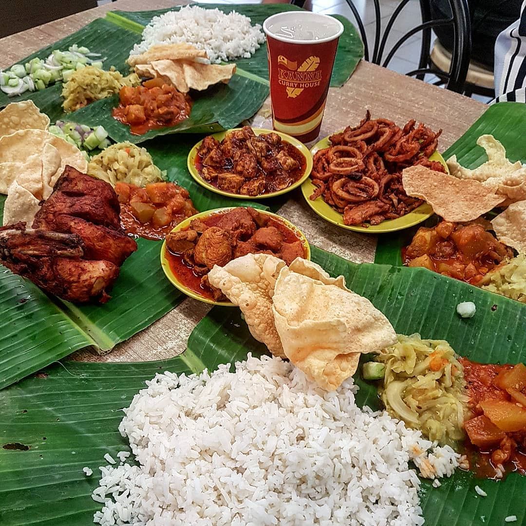 enjoy tasty banana leaf rice around selangor!
