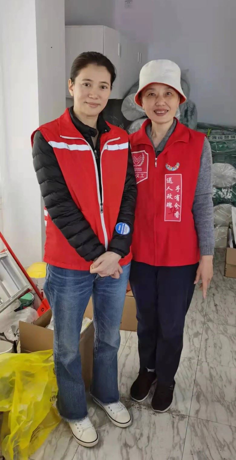 人靓心也靓❗️袁咏仪当义工 帮忙验核酸💉