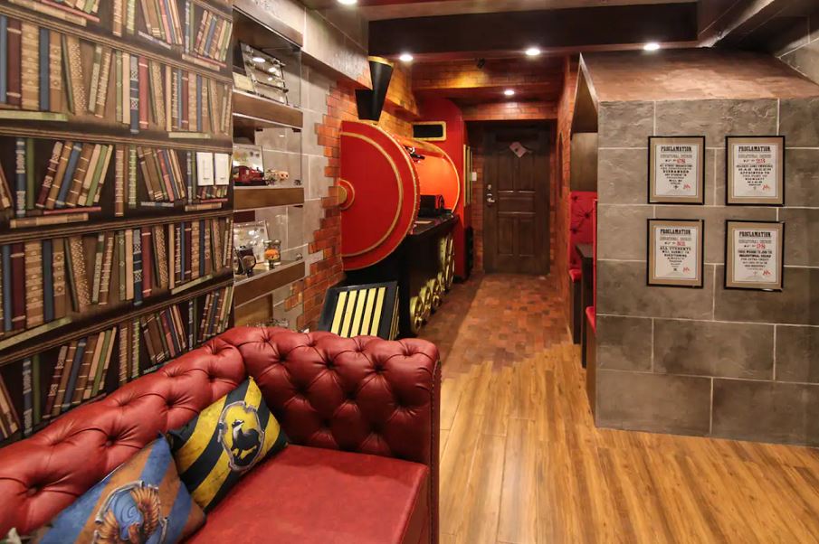 alohomora! unlock an unforgettable holiday with these wonderfully wizardly airbnb stays!