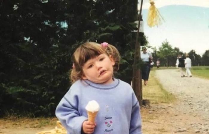 wanita tabah dilahirkan dengan tidak boleh senyum