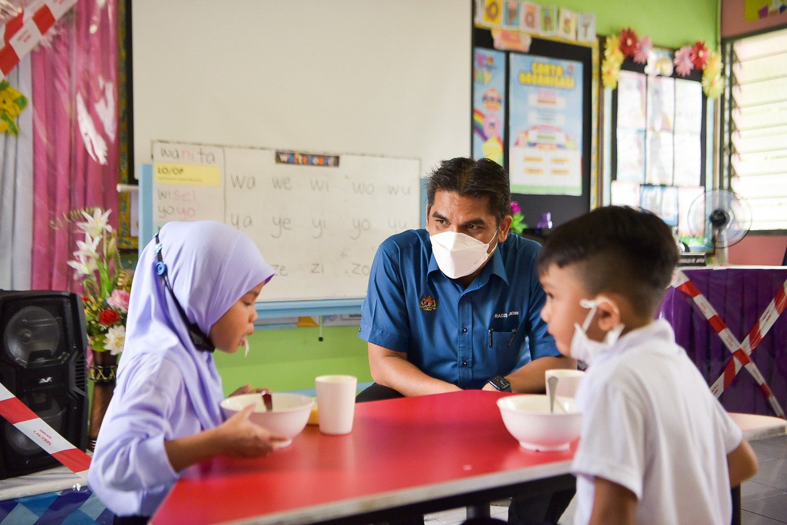 kpm sahkan gambar tular nasi putih, kuah kosong bukan bawah program rmt