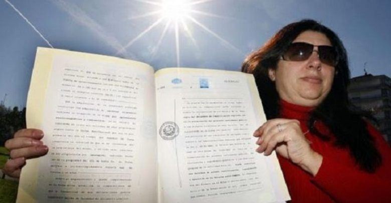 woman claims she owns the sun, wants to start charging all users